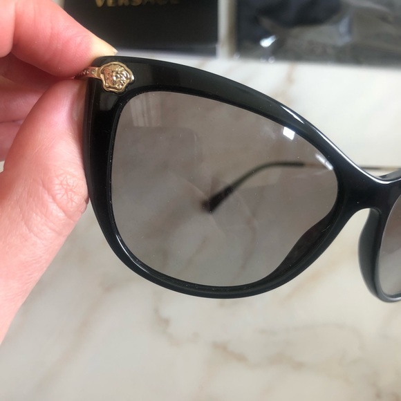 ?NEW VERSACE CRYSTAL SUNGLASSES ? main image 5